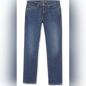 👖 NWT Amazon Essentials Medium Wash Slim Fit 5-Pocket Blue Jeans - Still In Bag